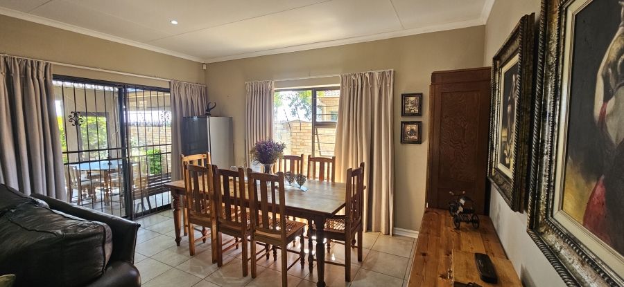 3 Bedroom Property for Sale in Hillcrest Northern Cape